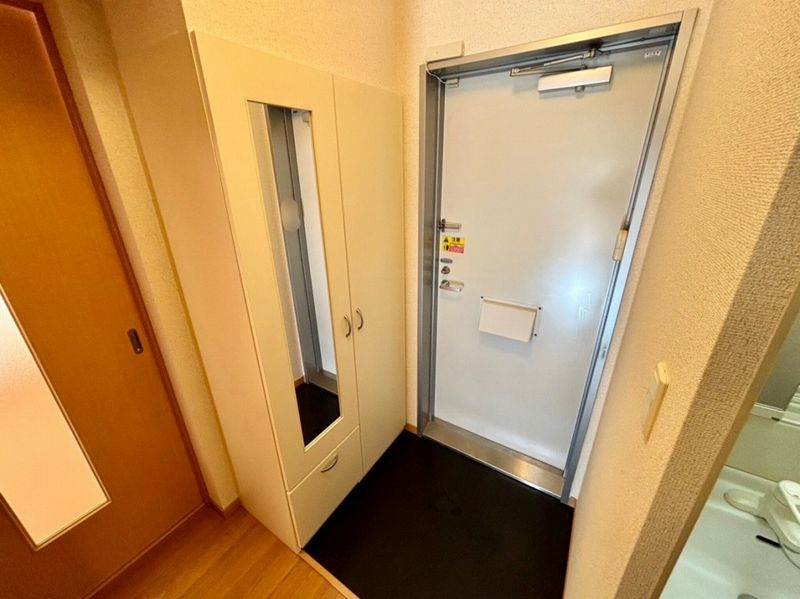 レオパレスル　アーブル　テヅカ 玄関