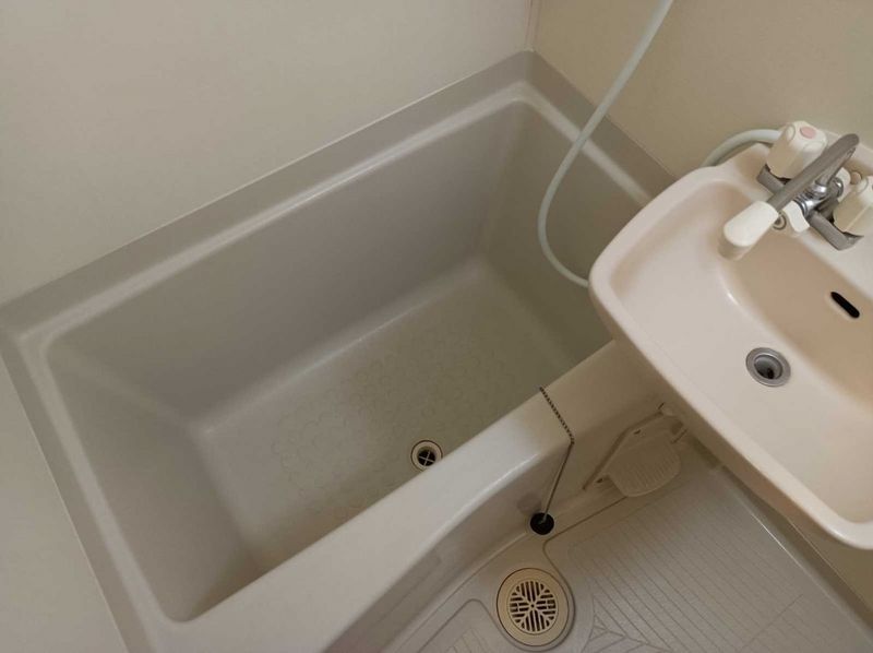 レオパレスやもと 風呂