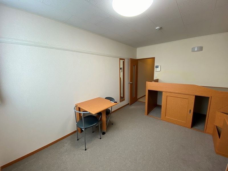 leopalace K&M II Living room