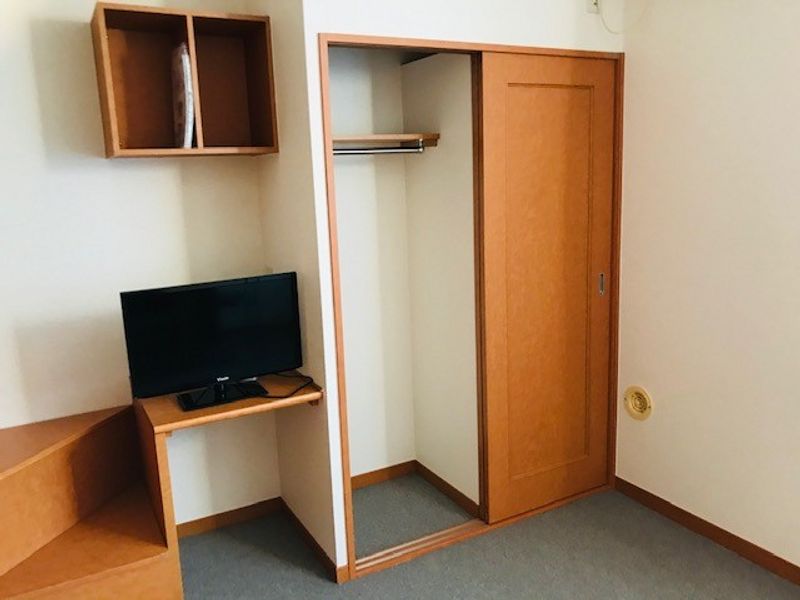 レオパレスオアゾＣ 収納