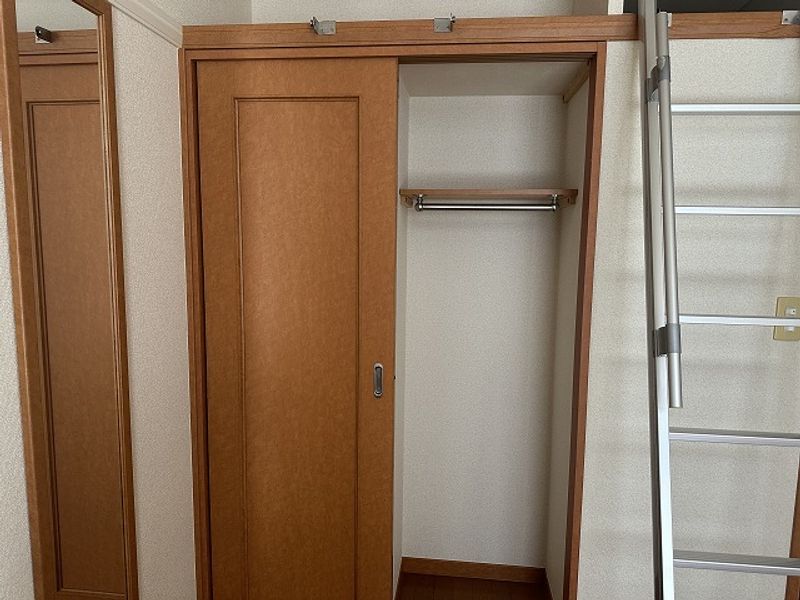 レオパレス一歩 収納