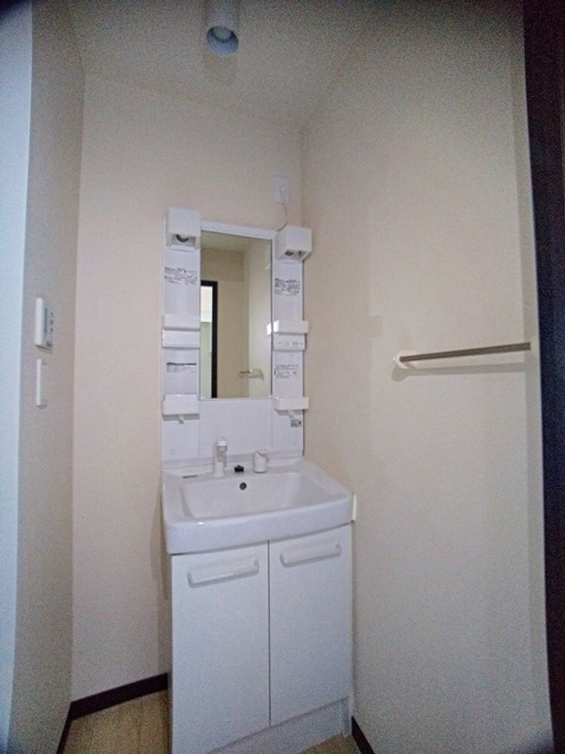 LEONEXT Vanvert III Sink