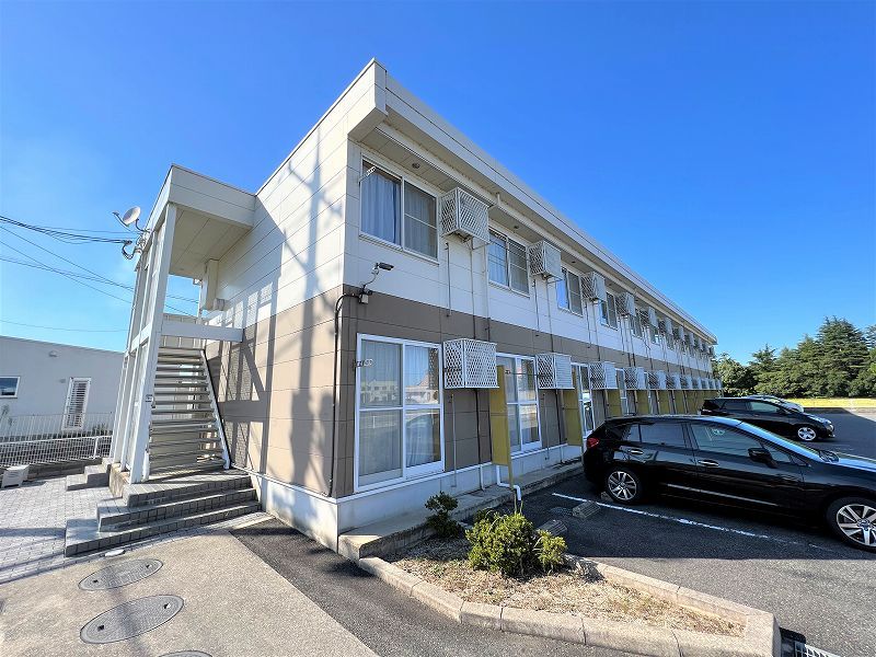 レオパレスメルベーユ 外観