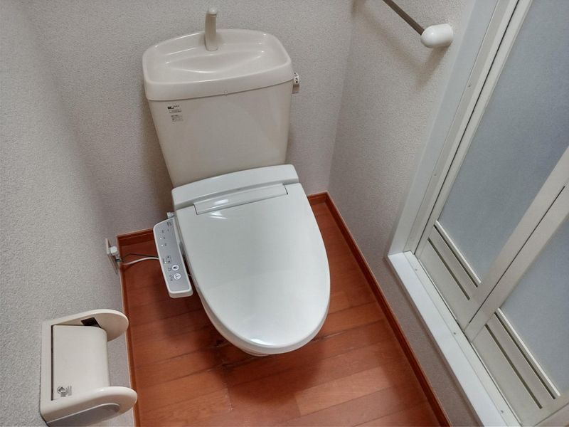 レオパレスアカサカ トイレ