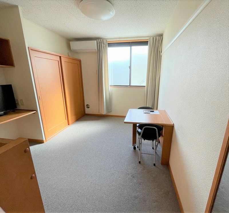 レオパレスアイリス 居間