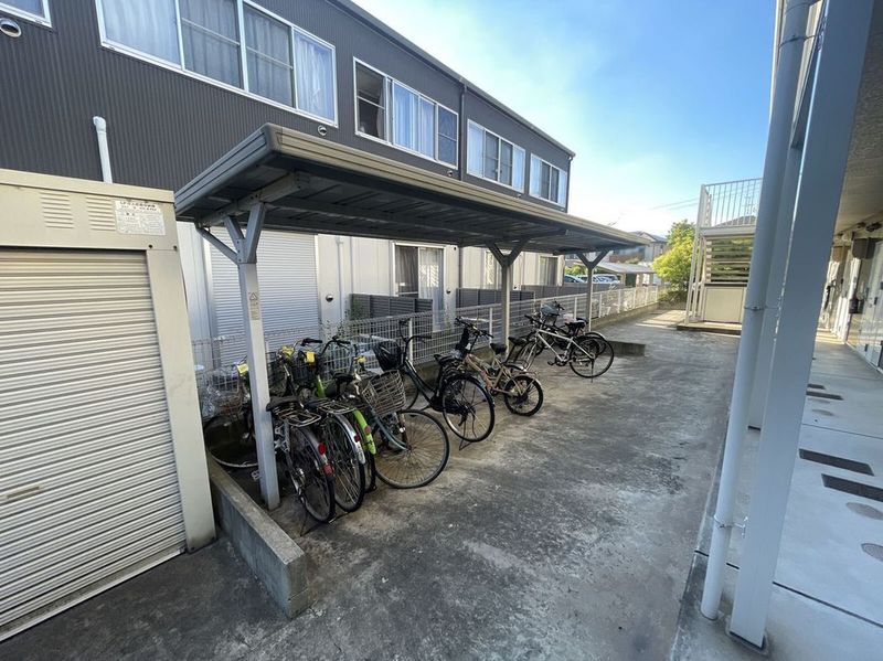 レオパレスひまわり 共用部分