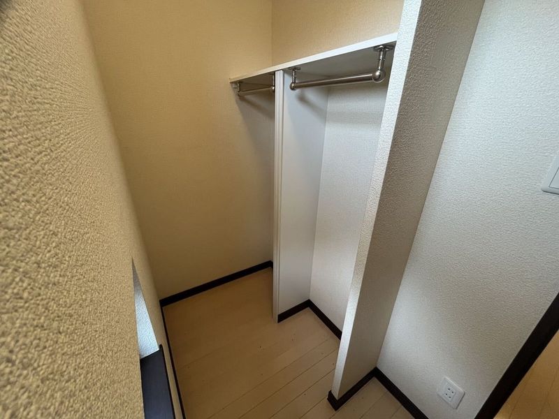レオネクスト段々 収納