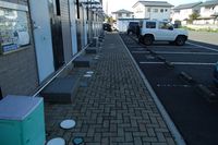 レオパレスフレア エントランス