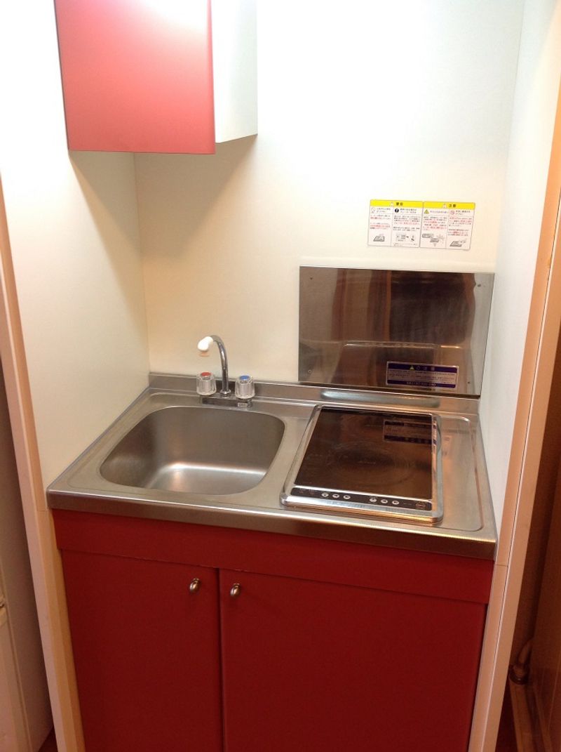 レオパレスさかきた キッチン