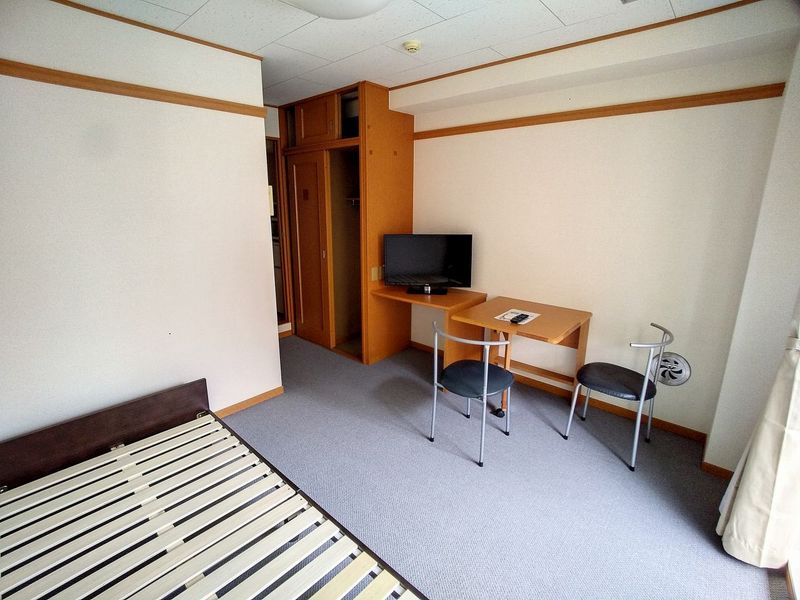 レオパレスひまわり 居間