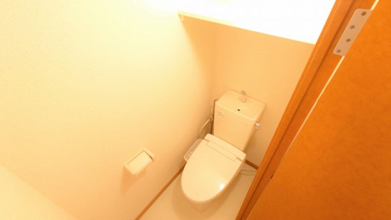 レオパレスやまろ トイレ