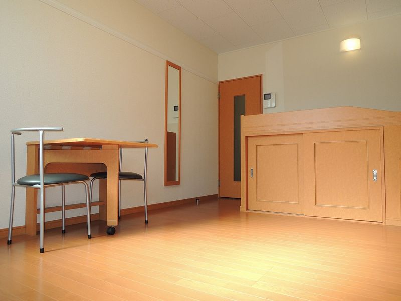 レオパレス希望 居間