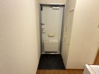レオパレス有楽 玄関