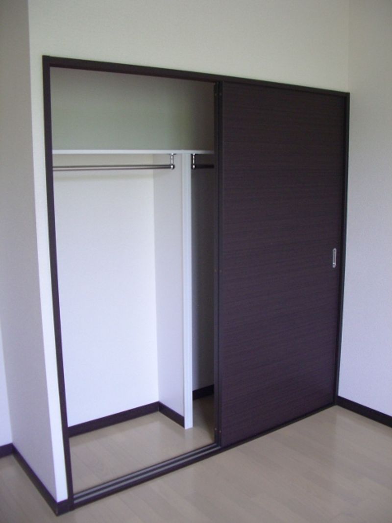 レオネクストエール 収納