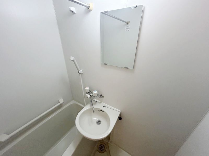 レオネクストシャトレー国見 洗面台