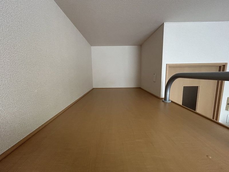 レオパレスニュートリノミラージ その他
