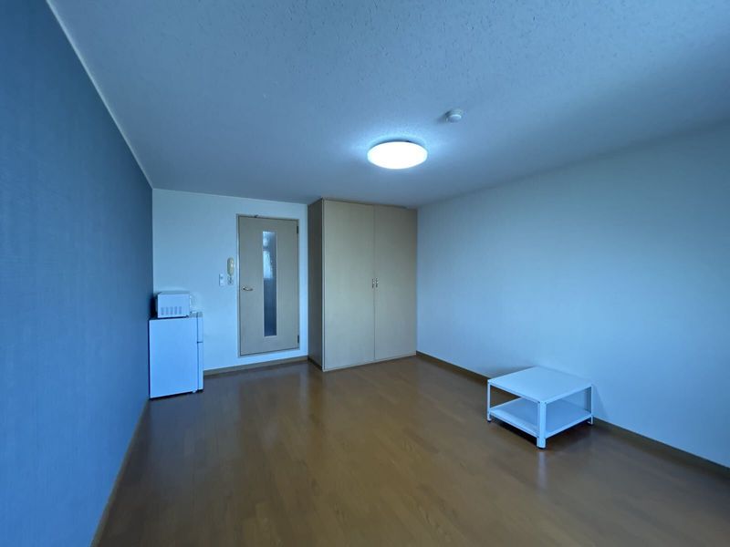 レオパレスひたち野 居間