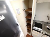 レオパレス上北沢 玄関