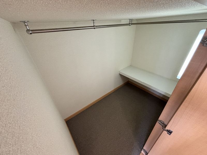 レオパレスよろづやⅡ 収納