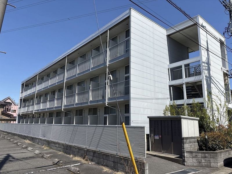 レオパレス中宗岡 外観