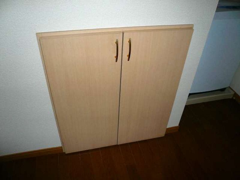 レオパレスニューケルビン４ 収納