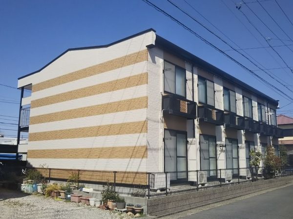 レオパレス花水木 外観