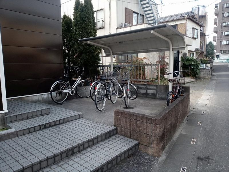レオパレスインテル 共用部分