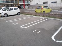 レオネクスト輝 駐車場