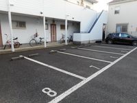 レオパレス永山第１ 駐車場