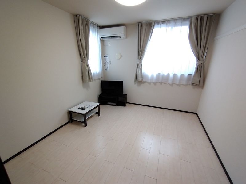 クレイノ笹塚南山 居間