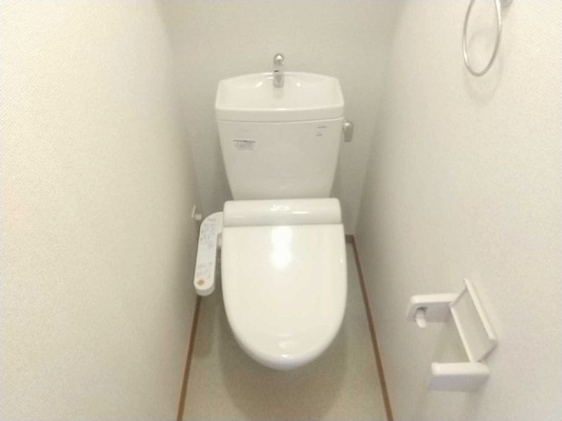 レオパレス弘法 トイレ