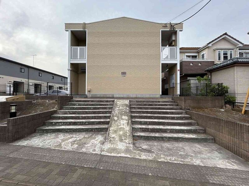 レオパレスＨｉｇｈＢｒｉｄｇｅ 外観