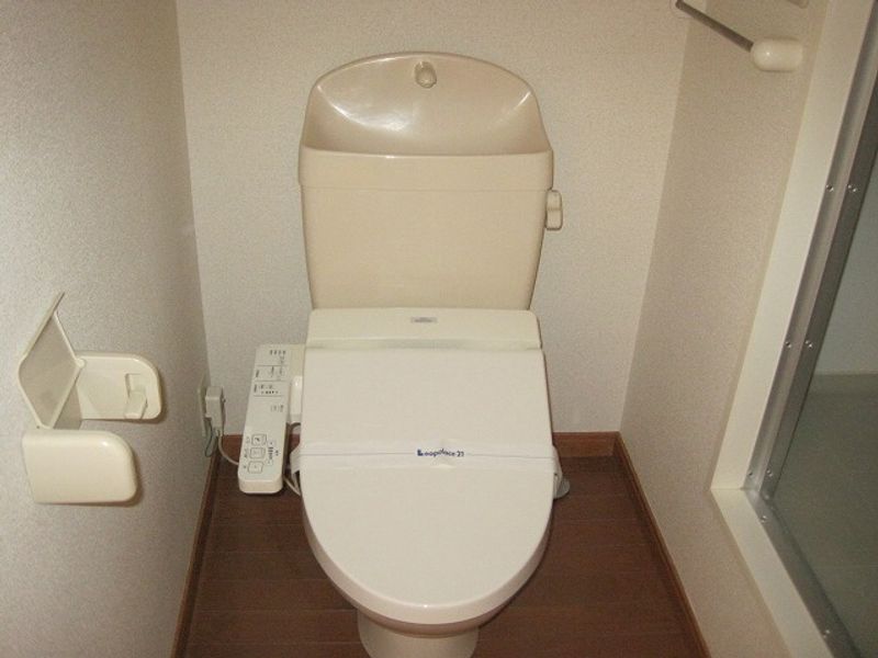 レオパレス青木 トイレ