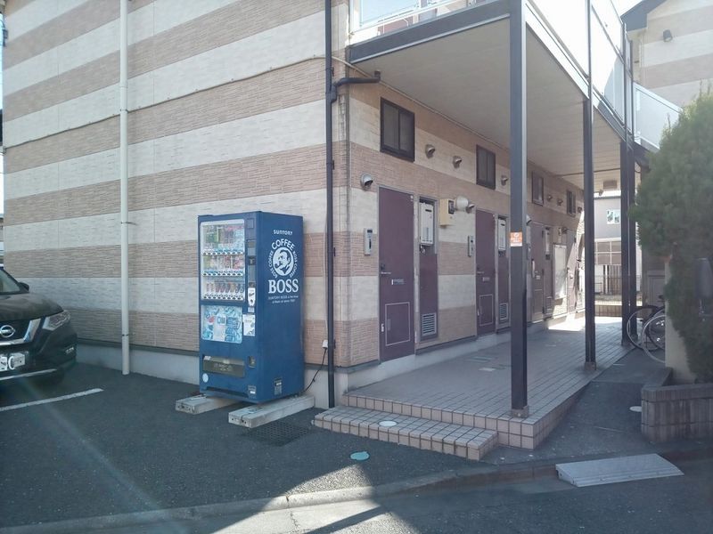 レオパレスＡＳ　６０ エントランス