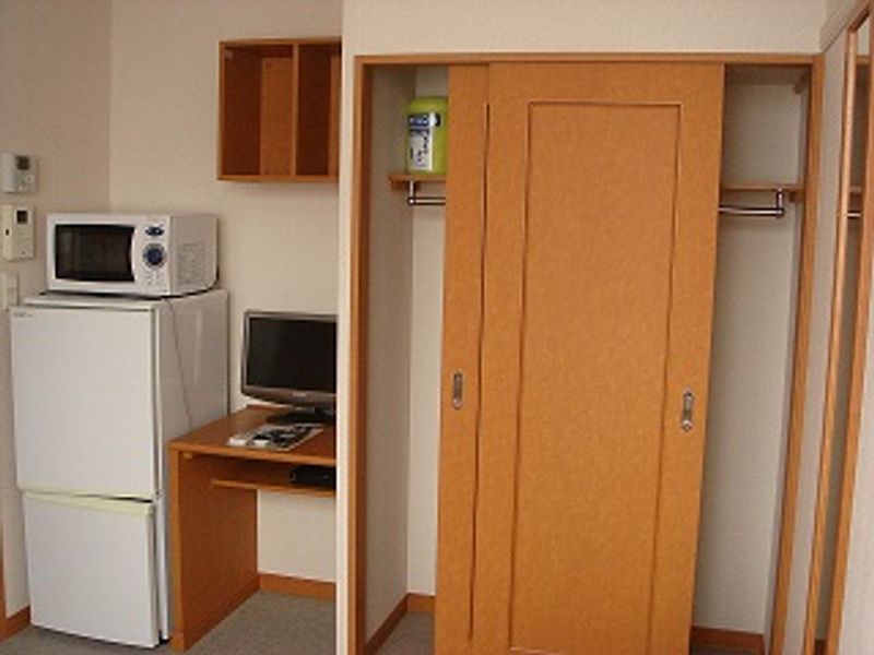 レオパレスフェイス 居間