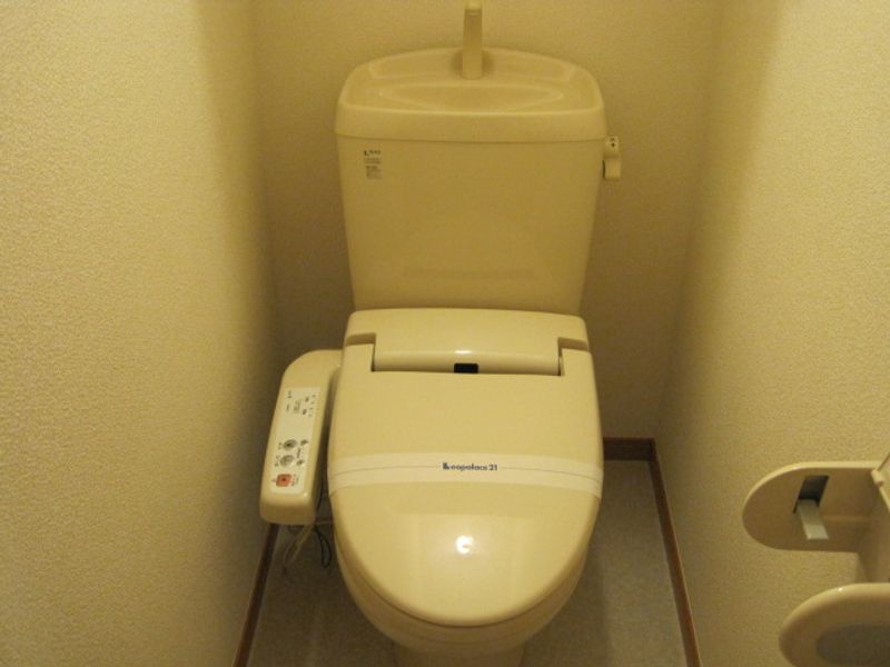 レオパレス松岡Ｃ トイレ