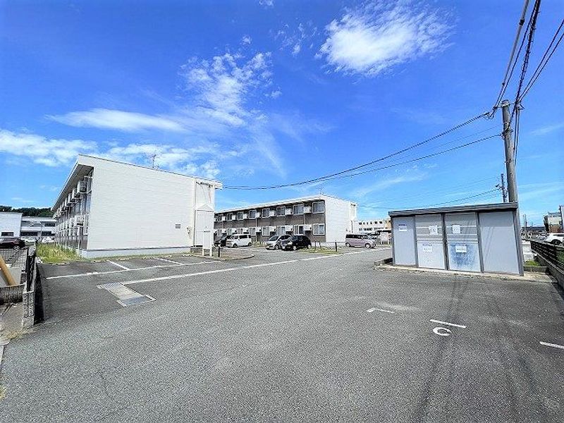 レオパレスＷｅｓｔＣｏｕｒｔⅡ 共用部分
