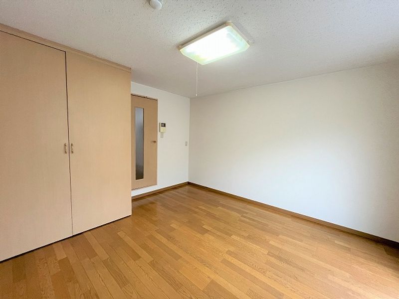 レオパレスエンディヴァー 寝室