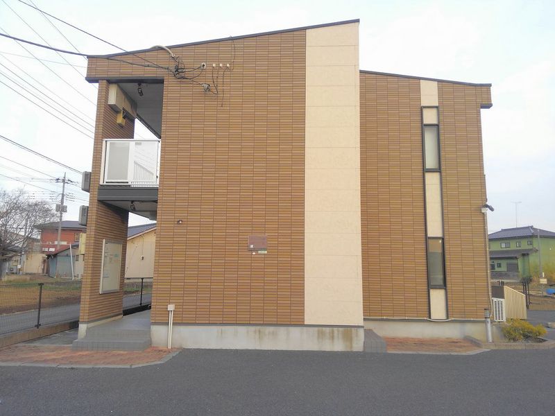 レオパレス清水 外観