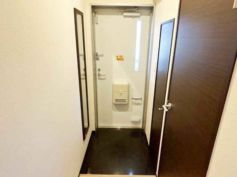 レオネクストカサ　フェリス 玄関