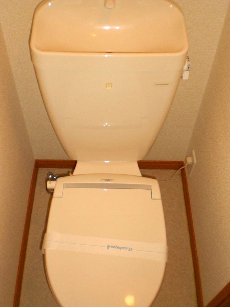 レオパレスサンハイム千里 トイレ