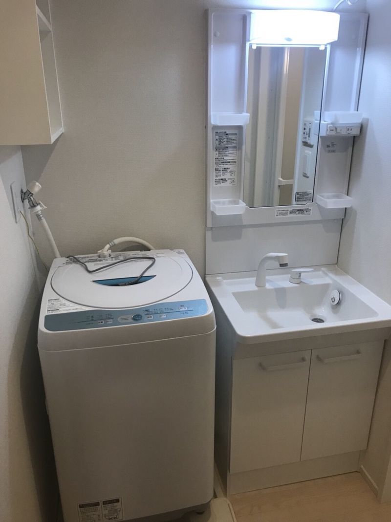 クレイノＫＯＷＡ 洗面所