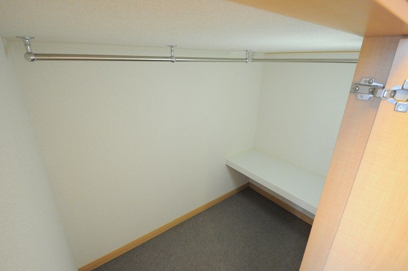 レオパレス松山インターⅡ 収納