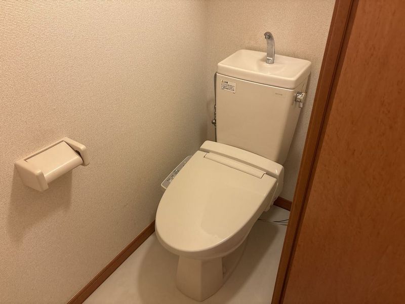 レオパレスアクシス トイレ