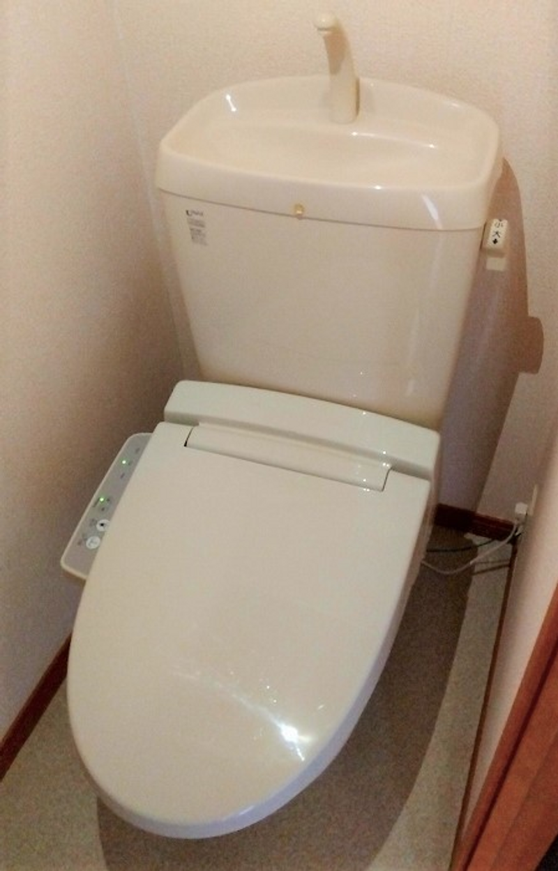 レオパレスエクセル　Ⅱ トイレ