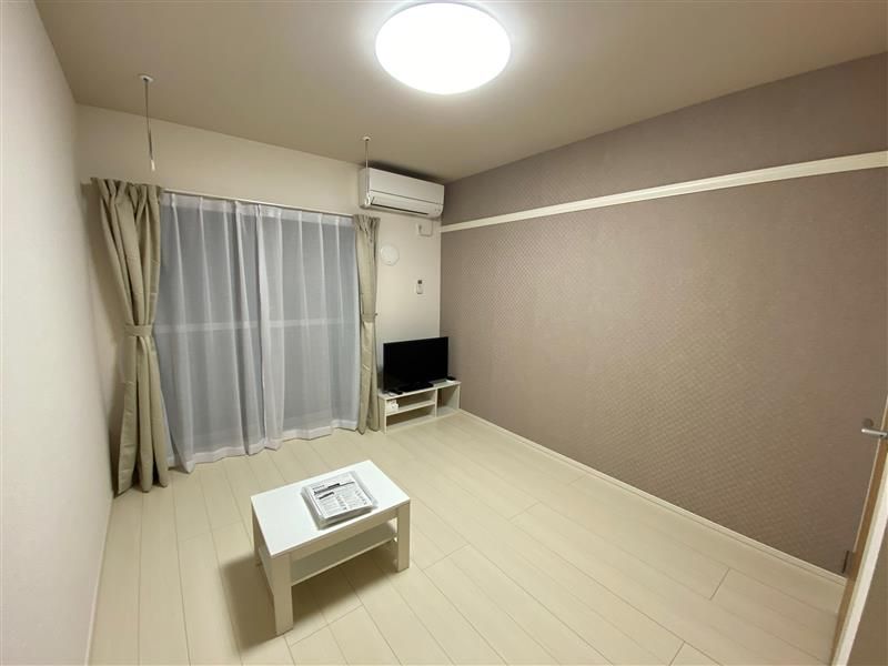 クレイノコルノ 居間