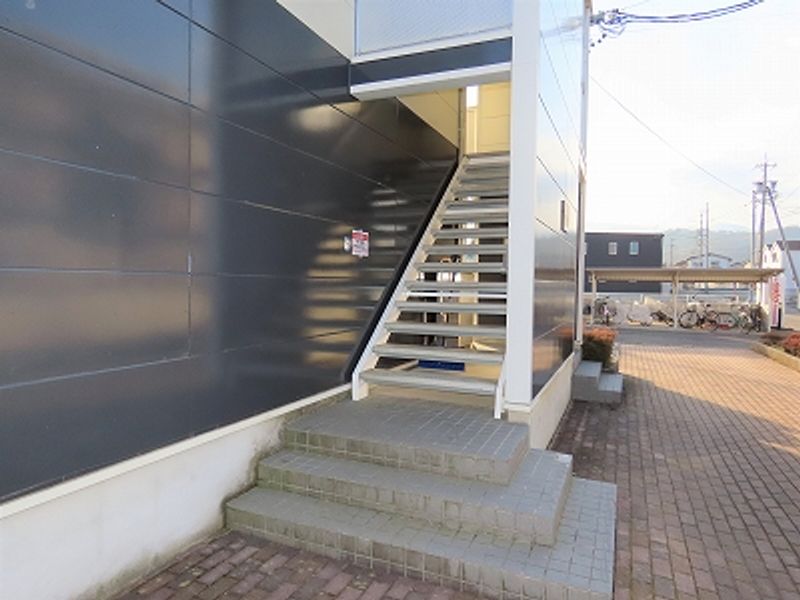レオパレス田園 エントランス