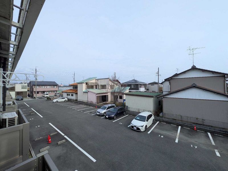 LEONEXT Honeycomb Eight Tầm nhìn