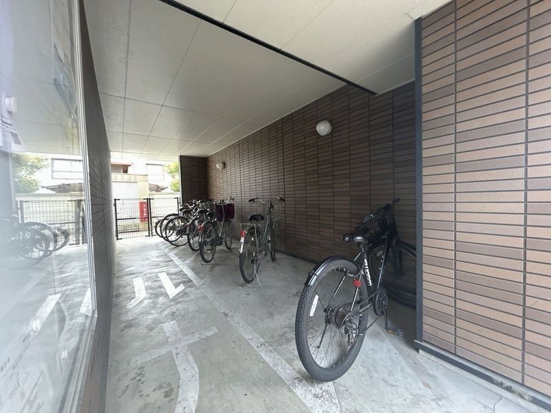 レオパレスサントーヨーⅡ 共用部分