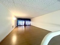 レオパレスディオネ 寝室